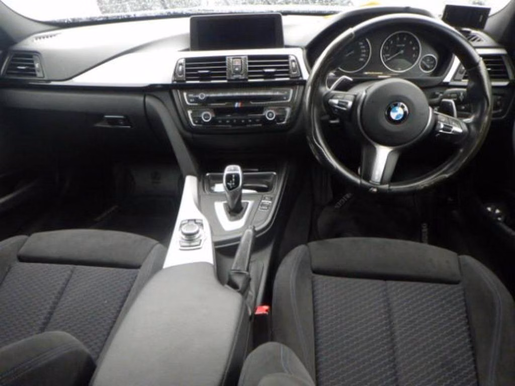 BMW 3-SERIES