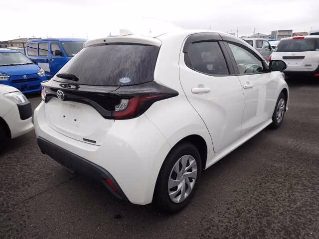 TOYOTA YARIS