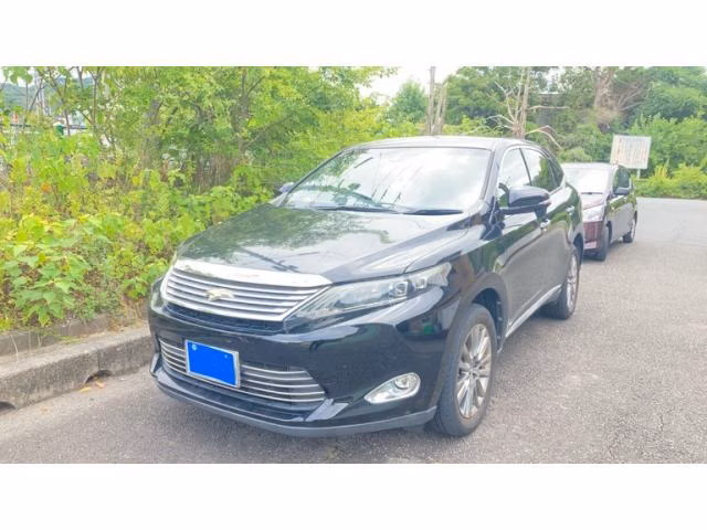 TOYOTA HARRIER