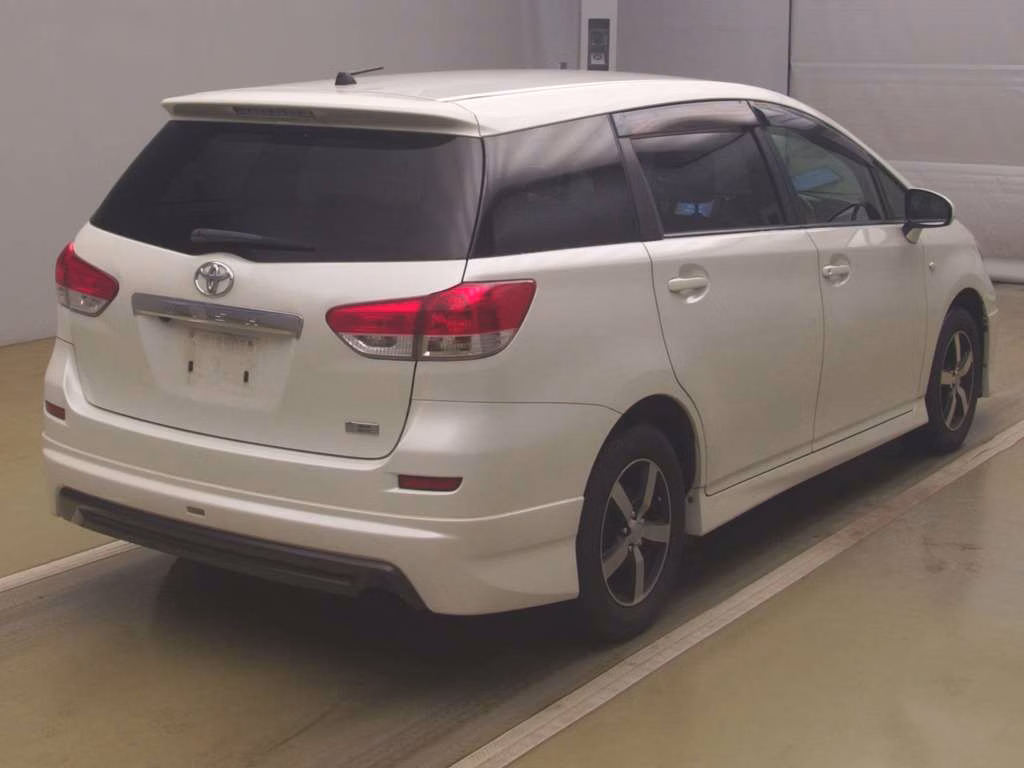 TOYOTA WISH