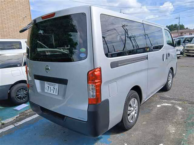 NISSAN NV350 CARAVAN