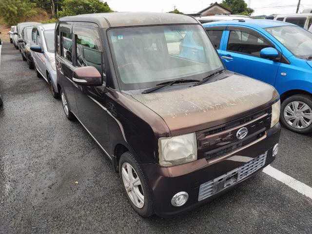 DAIHATSU MOVE CONTE