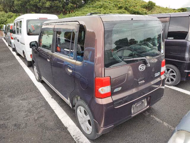 DAIHATSU MOVE CONTE