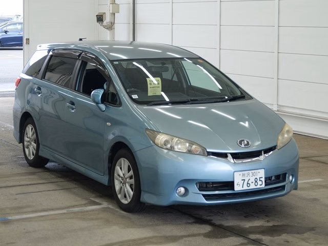 TOYOTA WISH