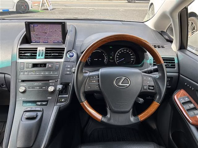 Lexus HS250h