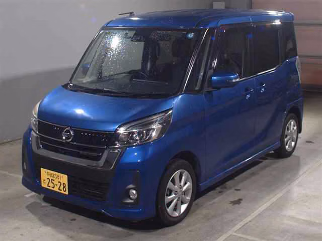 Nissan DAYZ Roox