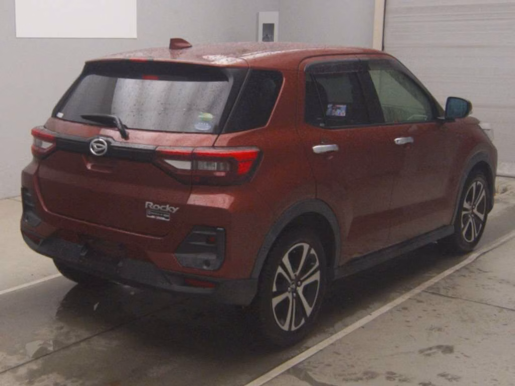 DAIHATSU ROCKY