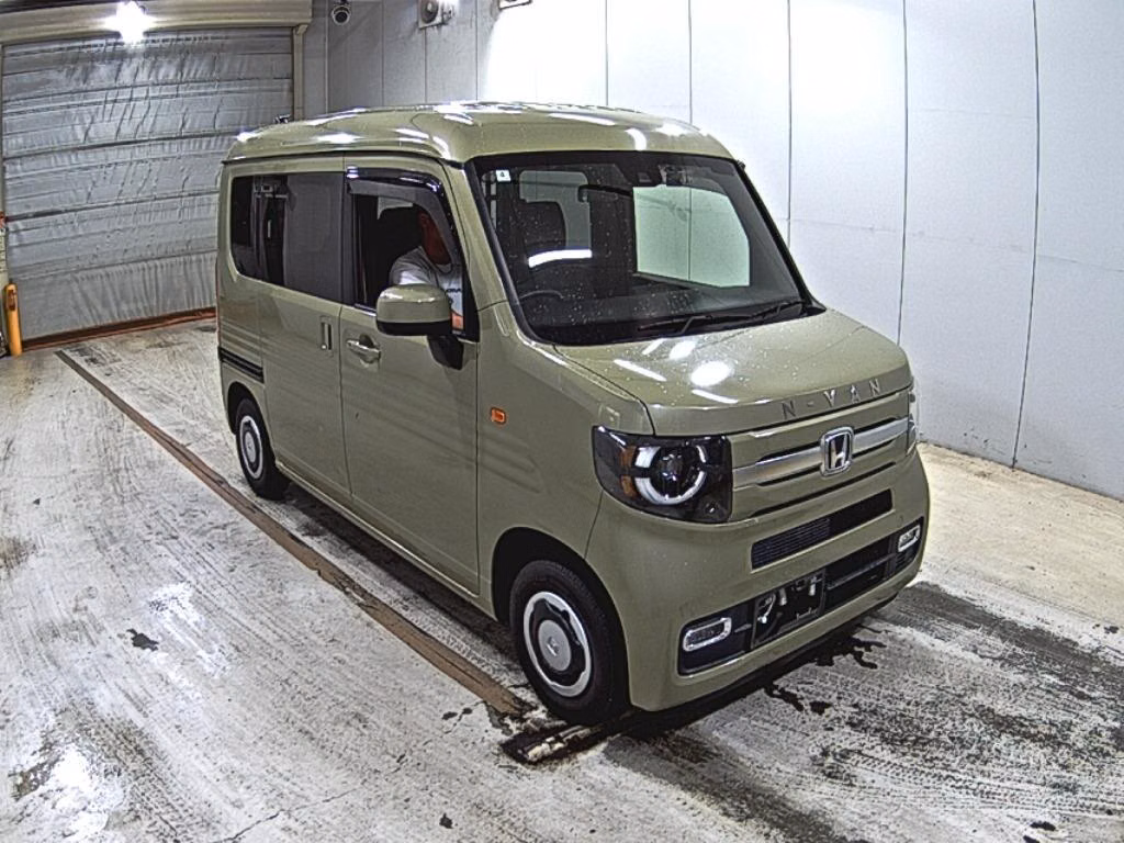 HONDA N-VAN