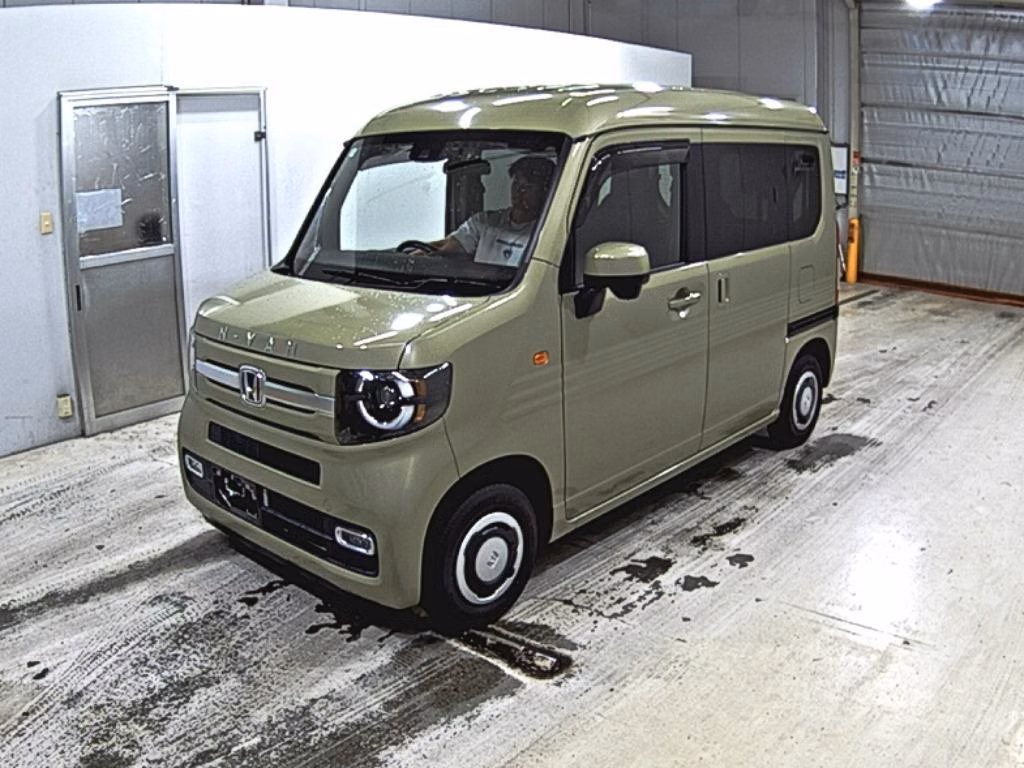 HONDA N-VAN