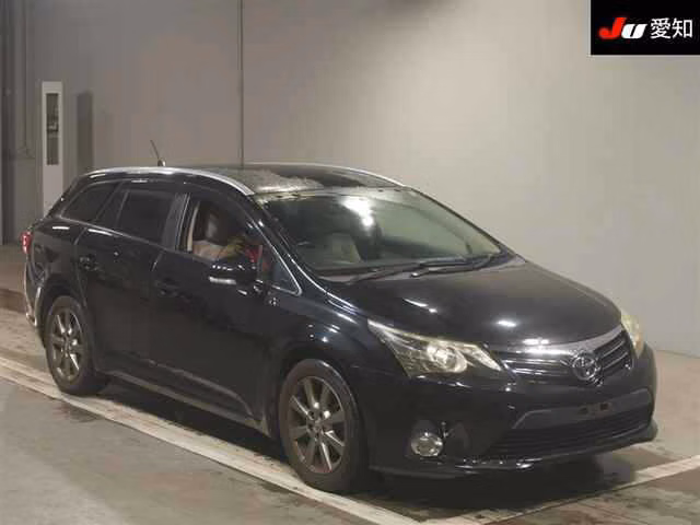TOYOTA AVENSIS