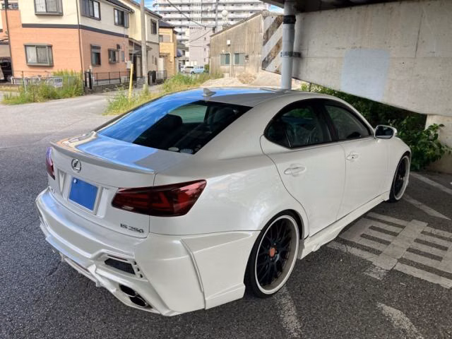 LEXUS IS250