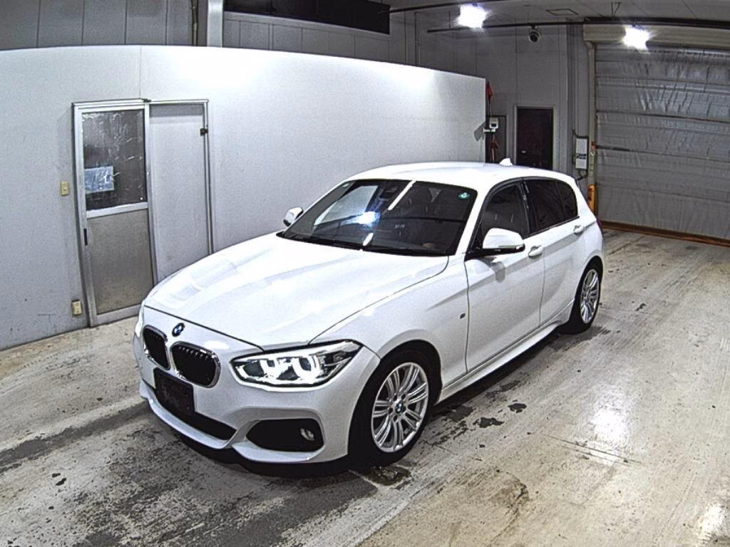 BMW 1-SERIES