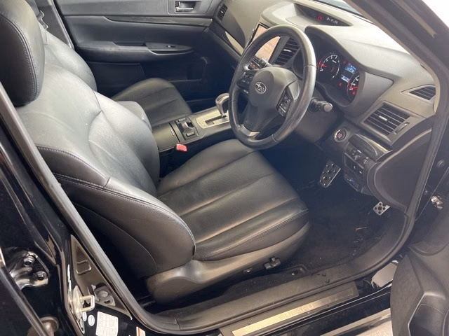 SUBARU LEGACY