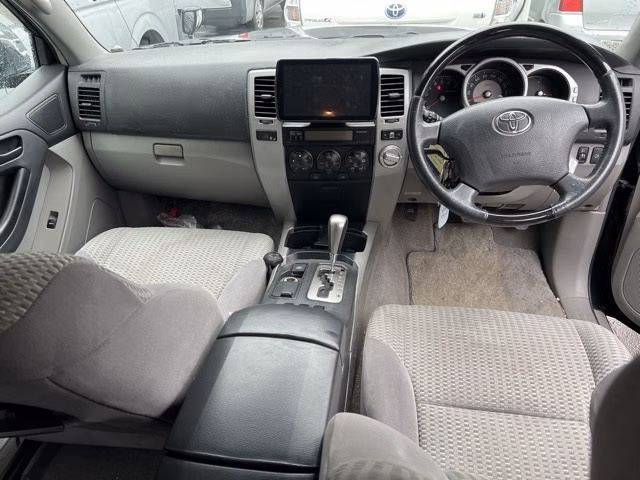 TOYOTA HILUX SURF