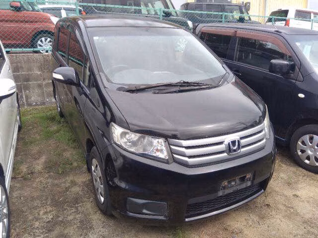 HONDA FREED SPIKE