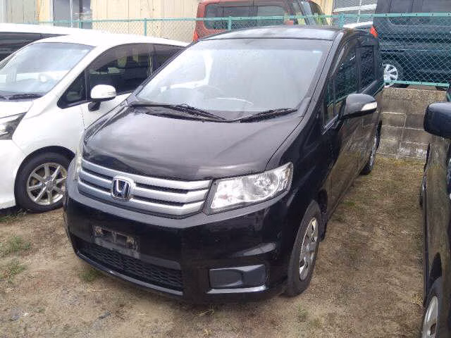 HONDA FREED SPIKE