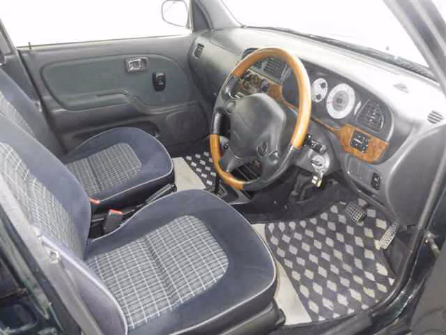 DAIHATSU MIRA GINO