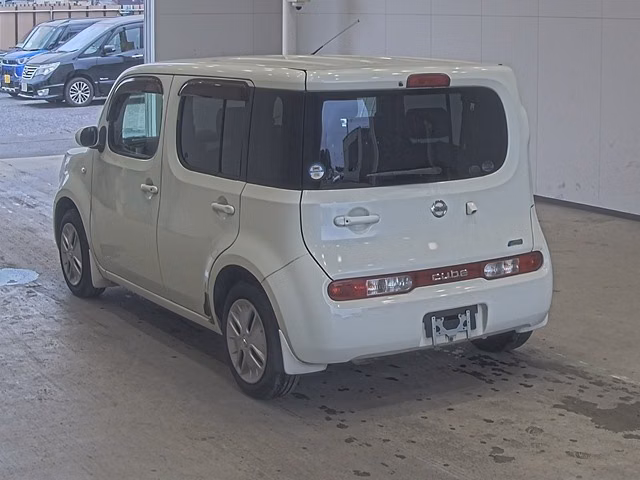 NISSAN CUBE