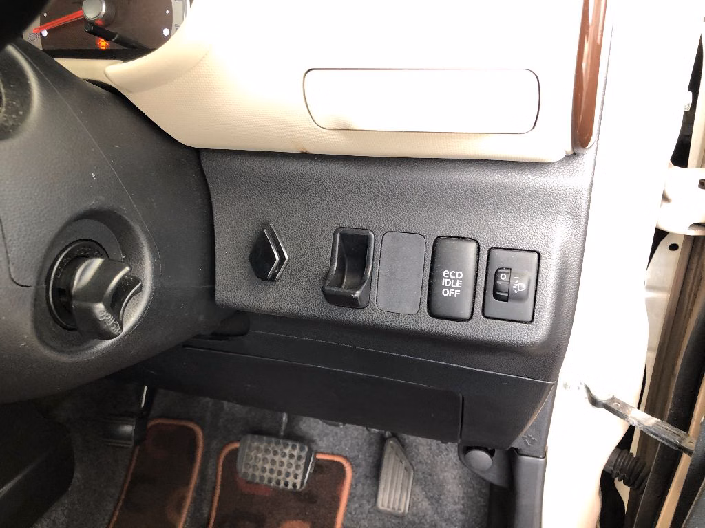 DAIHATSU MIRA COCOA