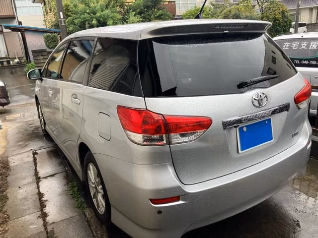 TOYOTA WISH