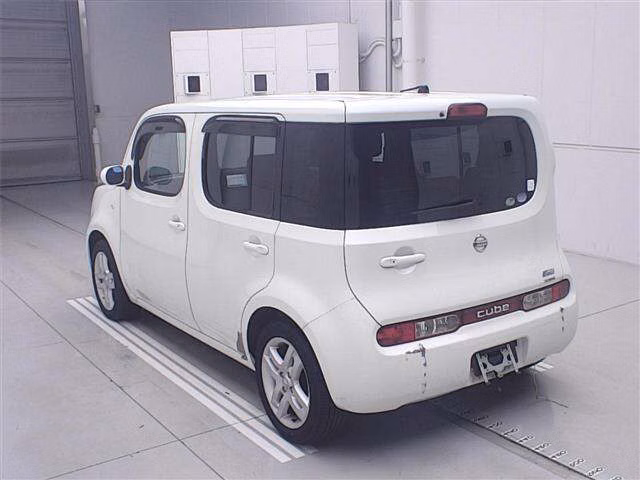 NISSAN CUBE