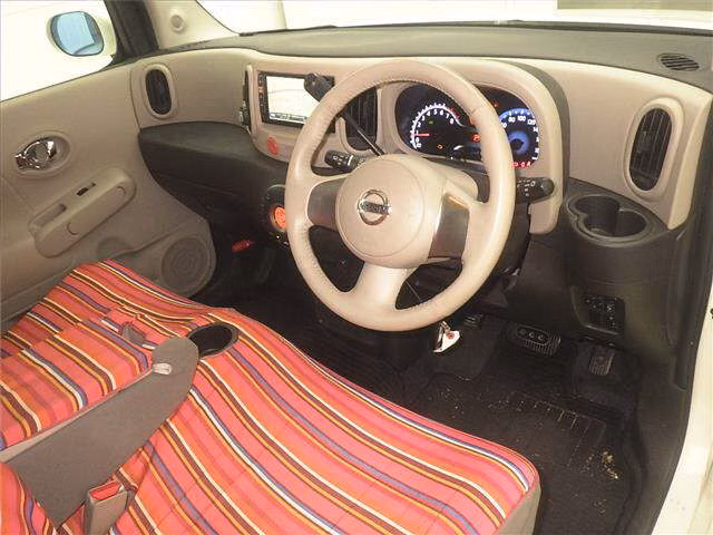 NISSAN CUBE