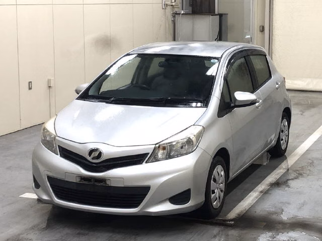 TOYOTA VITZ