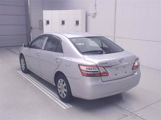 TOYOTA PREMIO