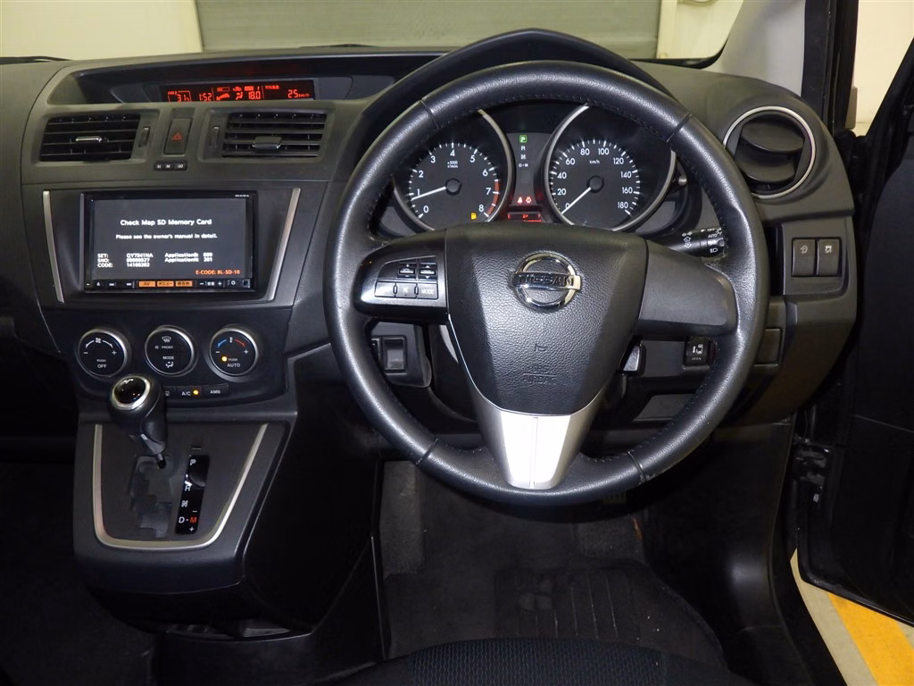 NISSAN LAFESTA