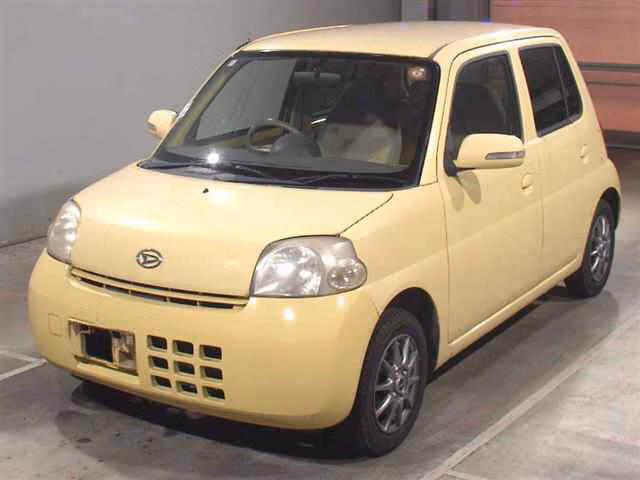 DAIHATSU ESSE
