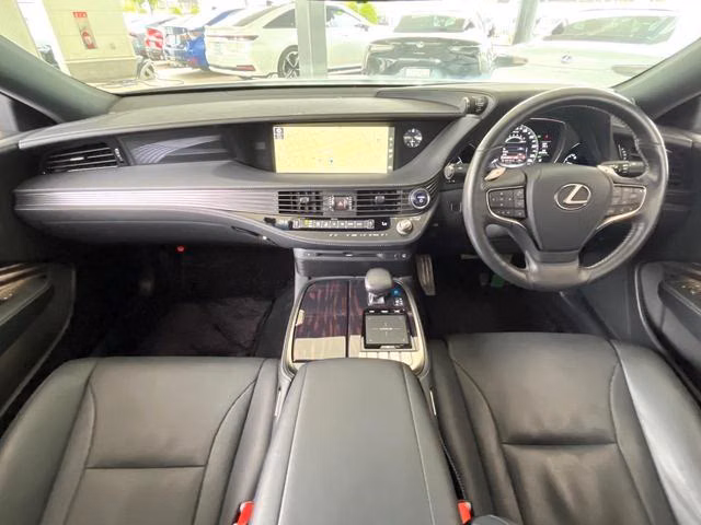 Lexus LS500h