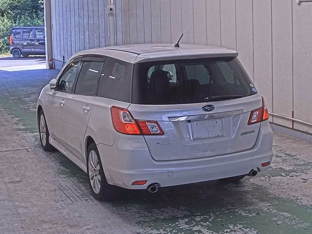 SUBARU EXIGA