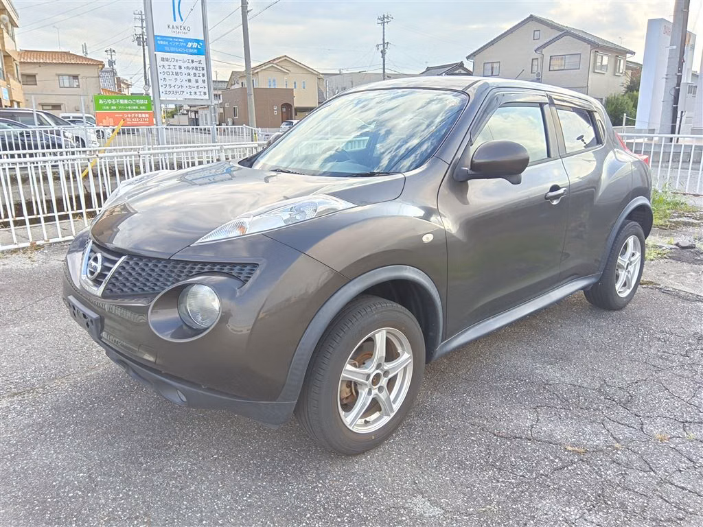 NISSAN JUKE