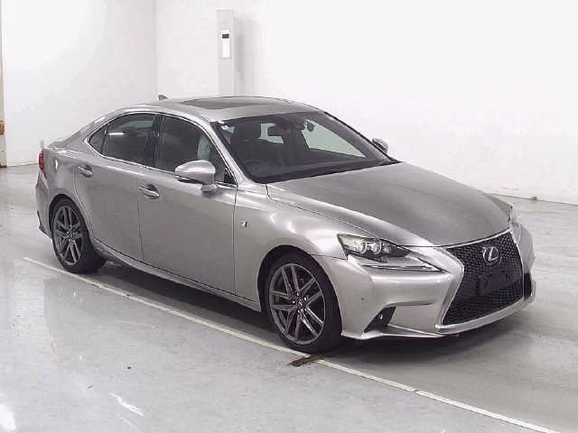 Lexus IS300h