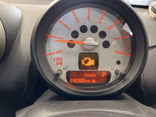 MINI CROSSOVER