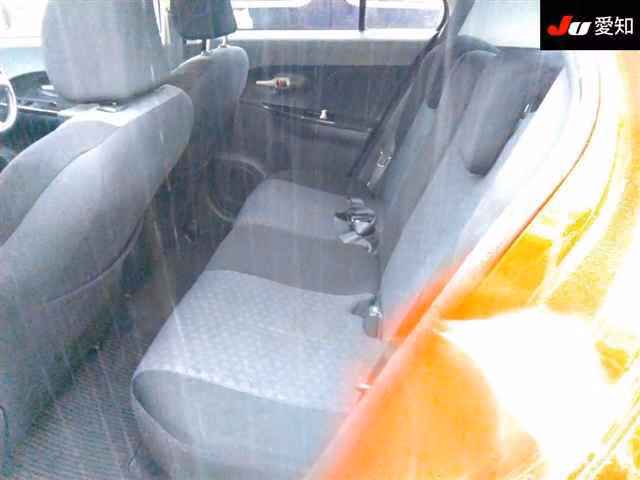TOYOTA IST
