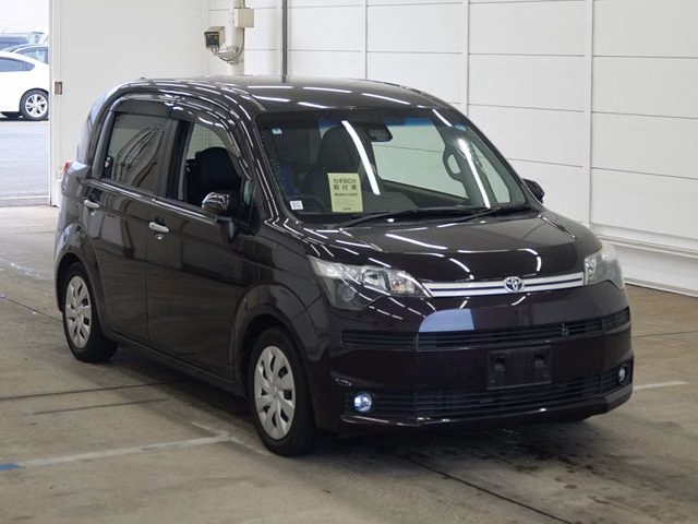 TOYOTA SPADE