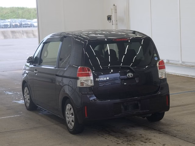 TOYOTA SPADE