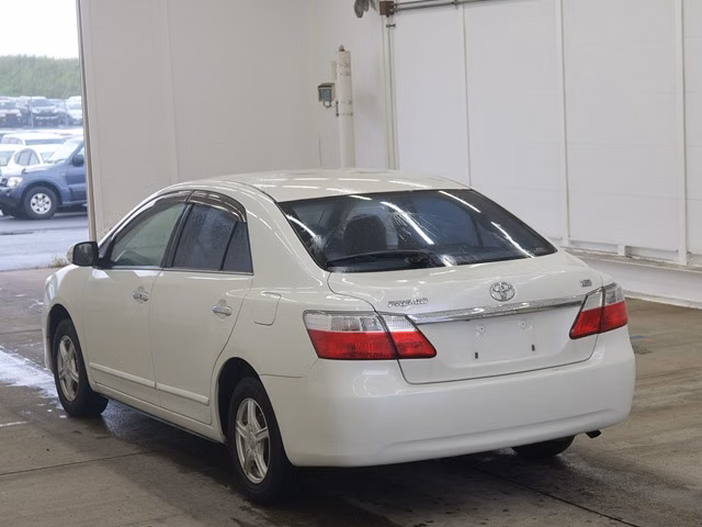 TOYOTA PREMIO