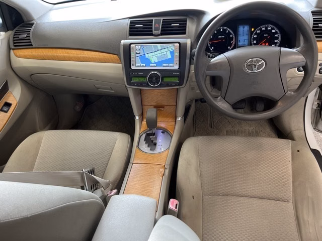 TOYOTA PREMIO