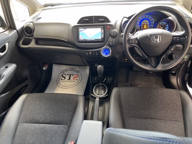 HONDA FIT SHUTTLE