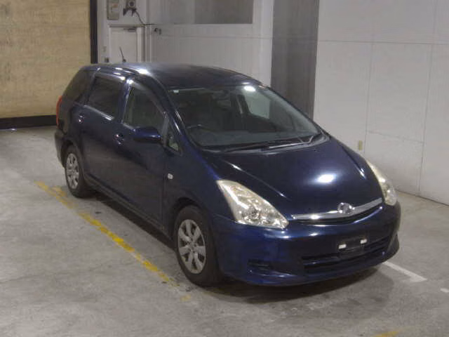 TOYOTA WISH