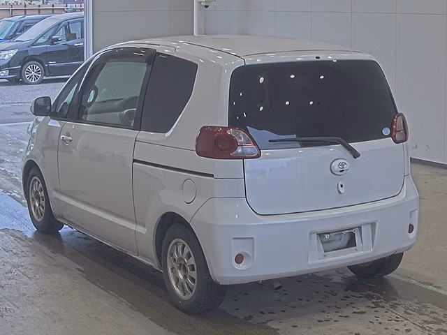 TOYOTA PORTE