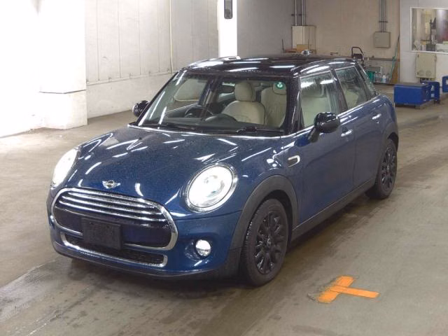 MINI HATCH