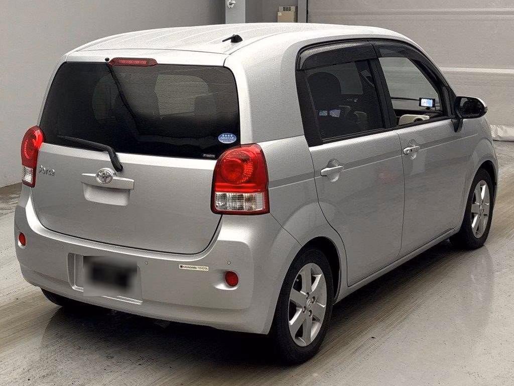 TOYOTA PORTE