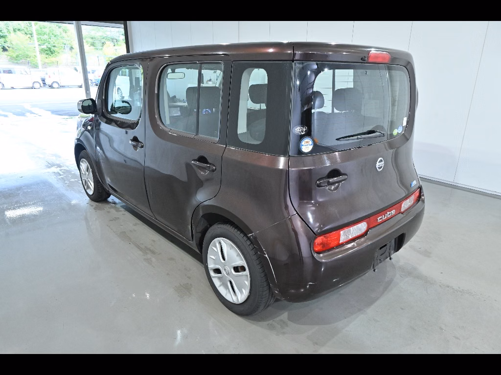 NISSAN CUBE