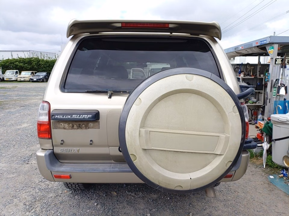 TOYOTA HILUX SURF