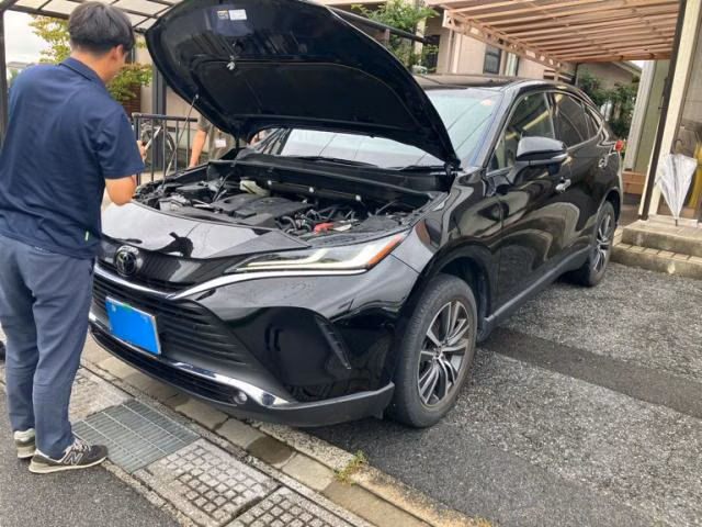 TOYOTA HARRIER