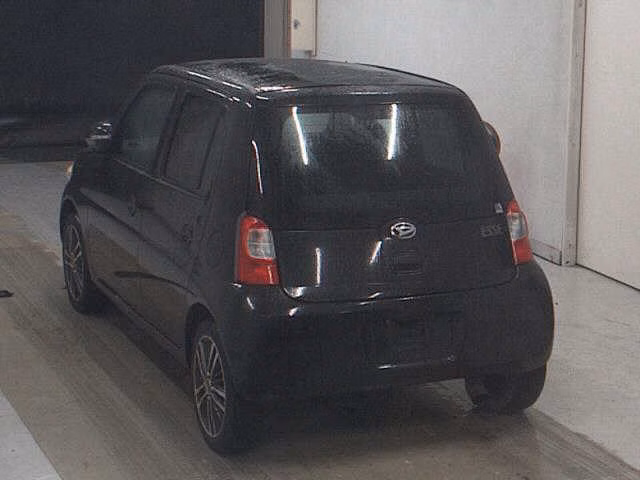 DAIHATSU ESSE