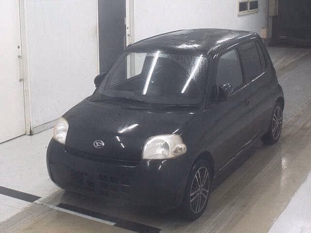 DAIHATSU ESSE